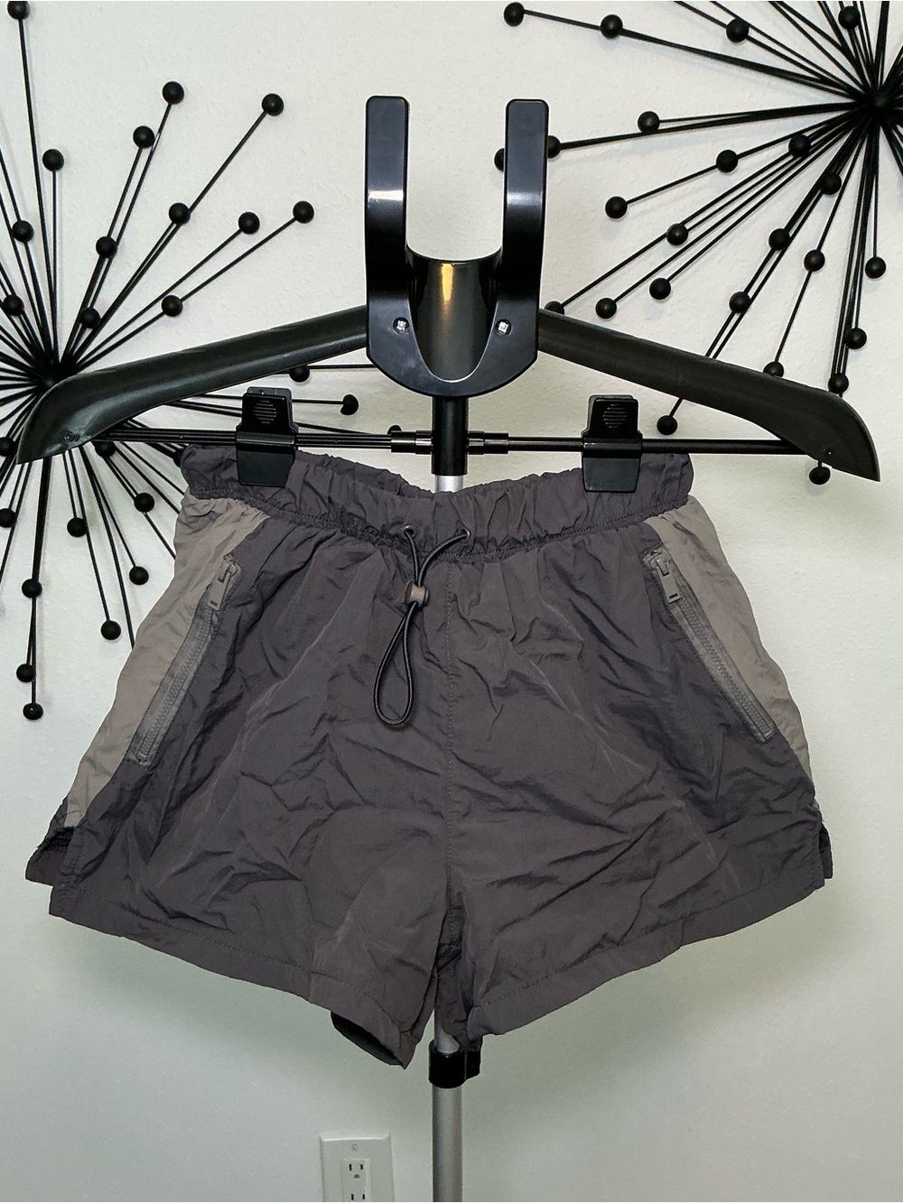 Better Together Gray Colorblock Windbreaker Athletic Shorts Medium